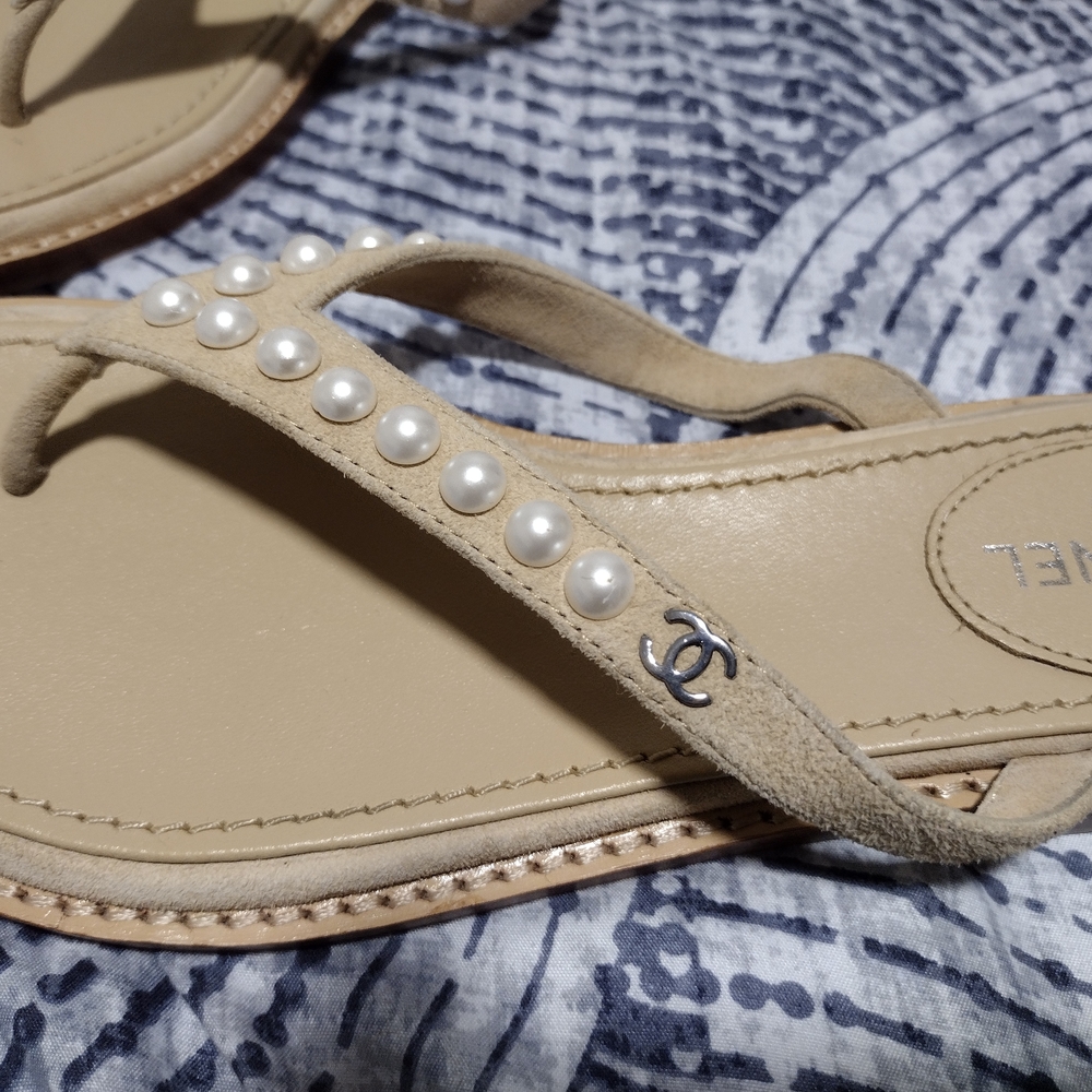 Chanel Women's Tan Sandals with Pearl Accents - Picture 2 of 7